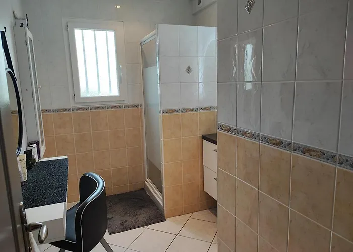 A Louer Proche Circuit